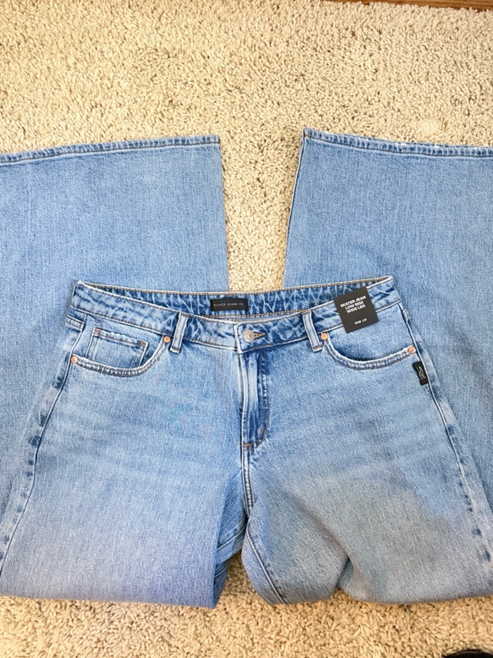 NWT Silver Jeans Co Skater Low Rise Wide Leg Jeans Light Wash W29 L31 - Picture 5 of 6